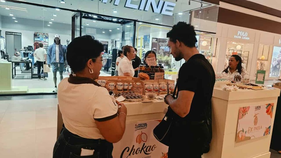 Festival del Chocolate exhibe en Santiago la transformaci&oacute;n del cacao dominicano