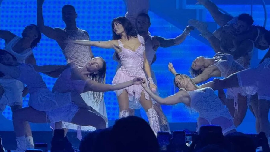 Aitana inicia su gira latinoamericana en Bogot&aacute; con fiebre y dolor de est&oacute;mago