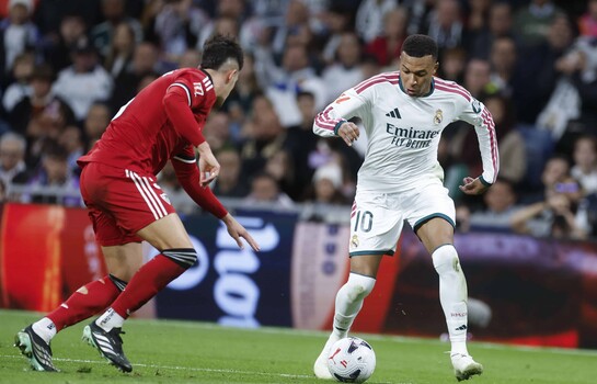Con doblete de Mbapp&eacute;, el Real Madrid golea al Sevilla en el Bernab&eacute;u