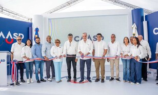 Gobierno entrega saneamiento de dos ca&ntilde;adas en Santo Domingo Oeste