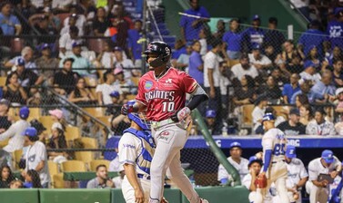 Video | Jefferson Rojas conecta dos jonrones en triunfo de los Gigantes sobre el Licey