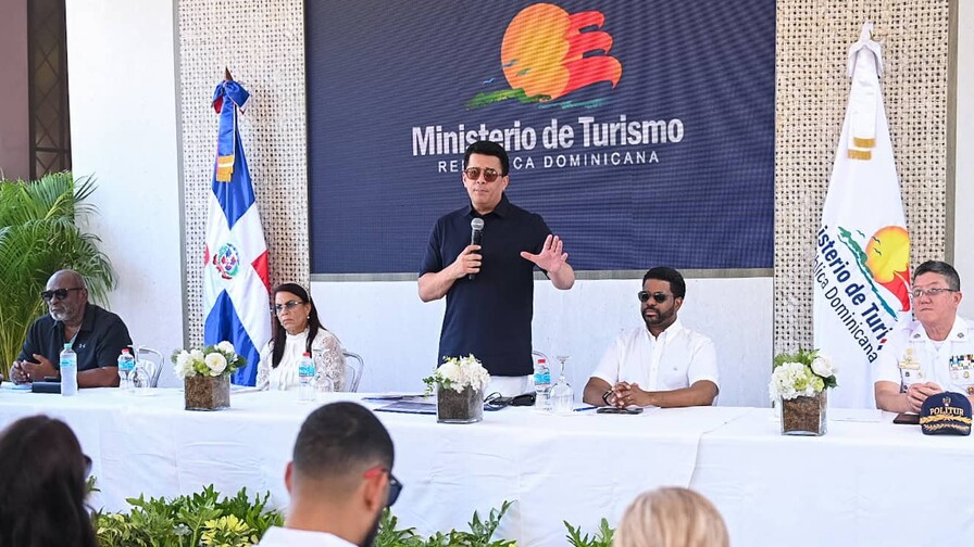 Turismo invierte RD$76.5 millones en remozamiento de tres parques y una iglesia en Boca Chica Turismo invierte RD$76.5 millones en remozamiento de tres parques y una iglesia en Boca Chica