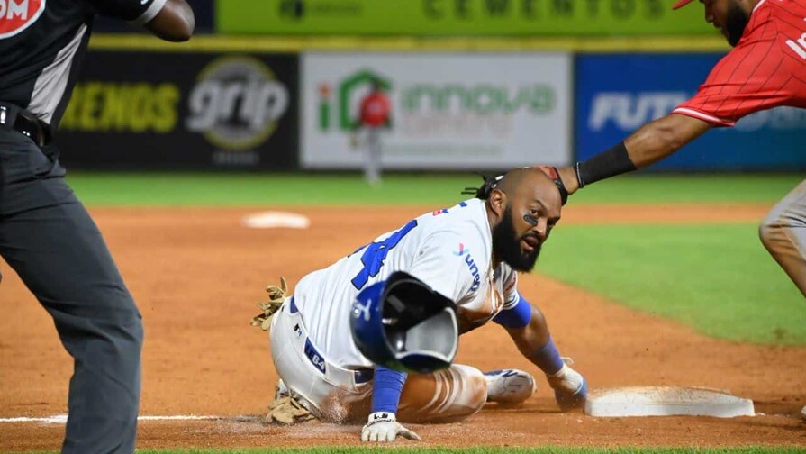 Emilio Bonifacio rompe r&eacute;cord hist&oacute;rico de anotadas, el Licey deja en el terreno al Escogido