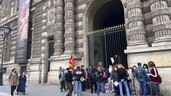 Francia decreta toques de queda nocturnos en cuatro ciudades del norte del pa&iacute;s