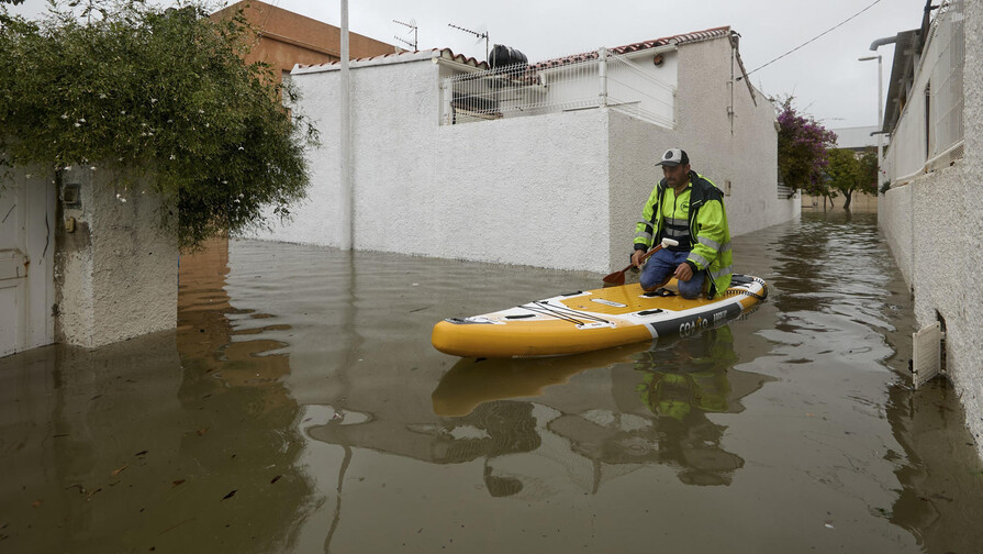 Graves inundaciones en el este de Espa&ntilde;a dejan cuatro fallecidos