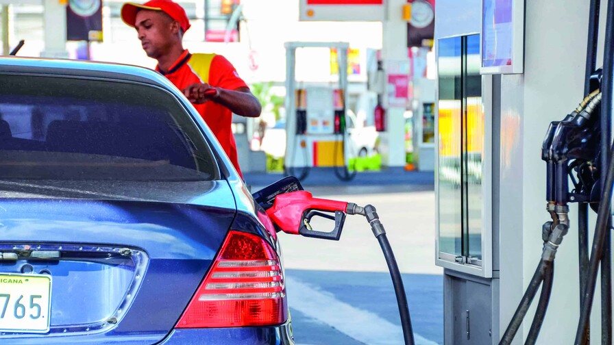 Petróleo caro, deuda creciente y déficit fiscal presionan las perspectivas de la economía dominicana Petróleo caro, deuda creciente y déficit fiscal presionan las perspectivas de la economía dominicana