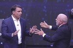 Lula y Fl&aacute;vio Bolsonaro chocan en debate por las sospechas de corrupci&oacute;n de sus entornos