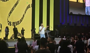 Pastor llama a acompa&ntilde;ar a los j&oacute;venes ante la ansiedad y la incertidumbre