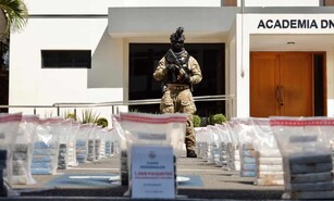 Interceptan lancha con m&aacute;s de una tonelada de presunta coca&iacute;na en Pedernales