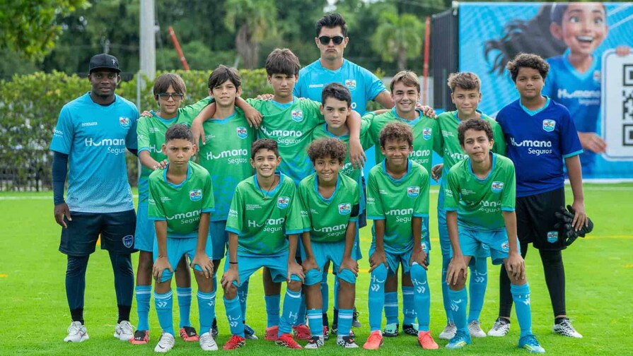 Saint Michael´s School y American School ganan Copa Intercolegial de Fútbol Saint Michael´s School y American School ganan Copa Intercolegial de Fútbol