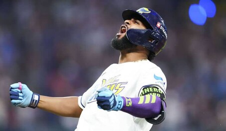 Video | Caminero y Peralta le dan el pase a los Rays a la Serie Mundial
