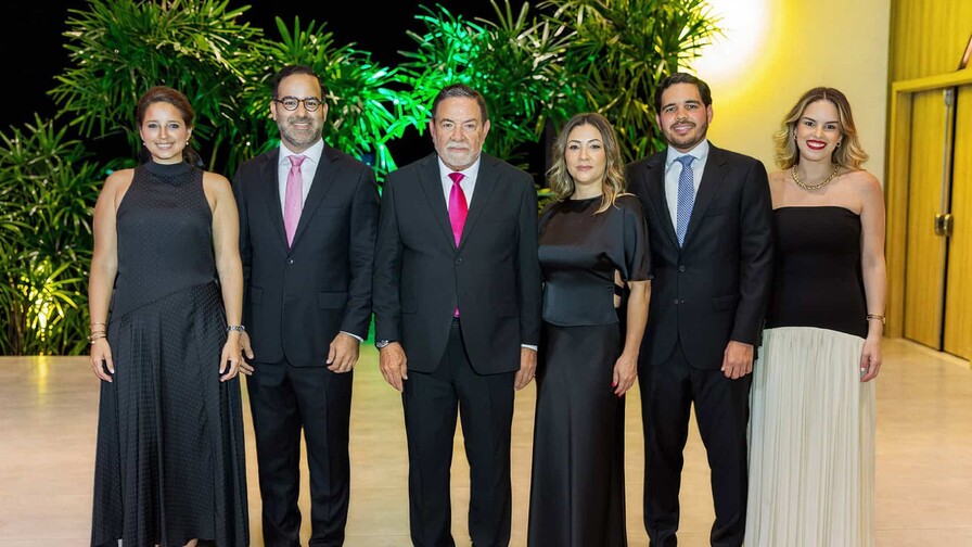 Quality Life Foundation celebra 20 años con una gala de reconocimientos Quality Life Foundation celebra 20 años con una gala de reconocimientos
