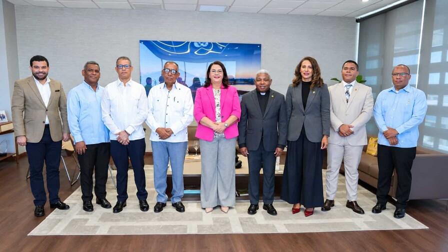 Buscan convertir la escuela Guarocuya de Barahona en un modelo de formaci&oacute;n y gesti&oacute;n hotelera