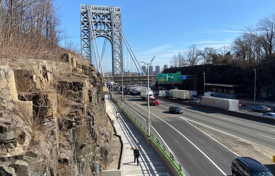 Matan a tiros a un conductor en el puente que conecta a Manhattan con NJ; sospechoso sigue pr&oacute;fugo