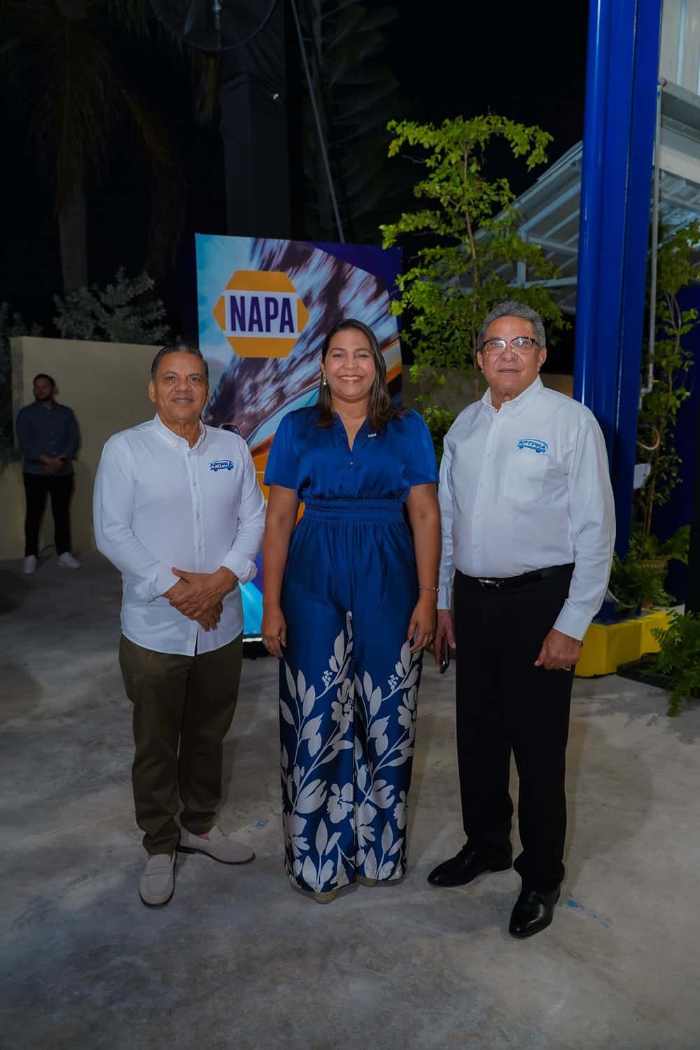 Guido Cabrera, Ana Gómez y Radhaez Cabrera.