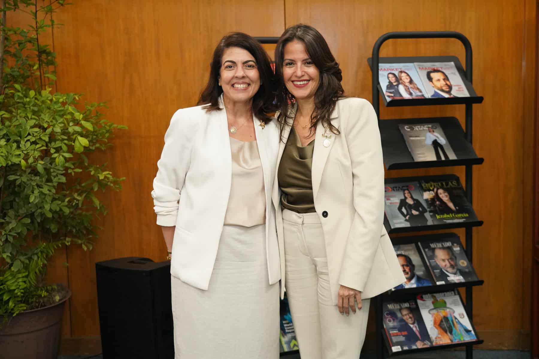 Shanttal K. Zuleta e Ingrid González.