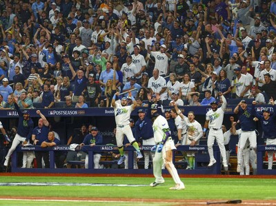 Cerveceros Rays, dos equipos frugales a la caza de la Serie Mundial