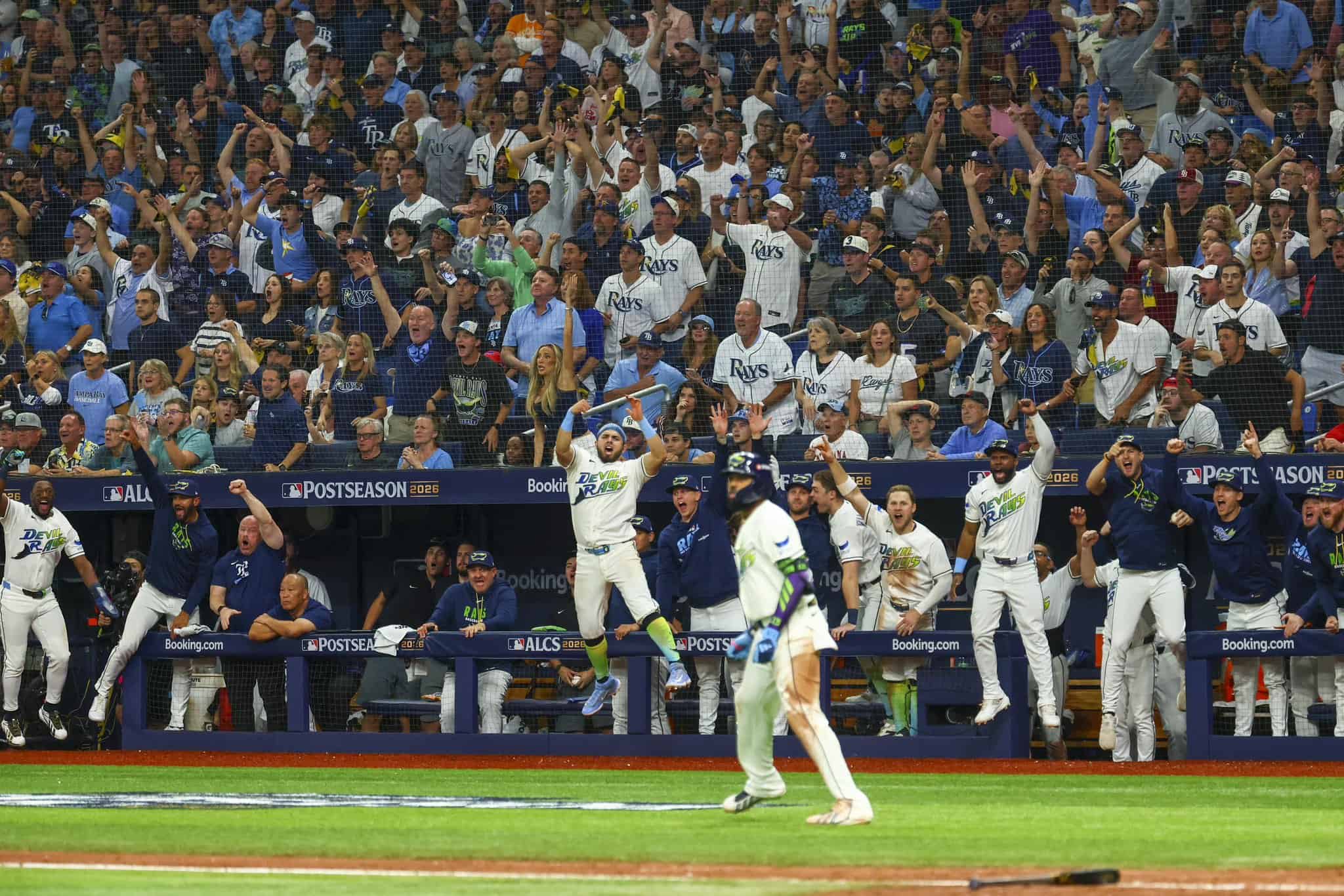 Cerveceros Rays, dos equipos frugales a la caza de la Serie Mundial