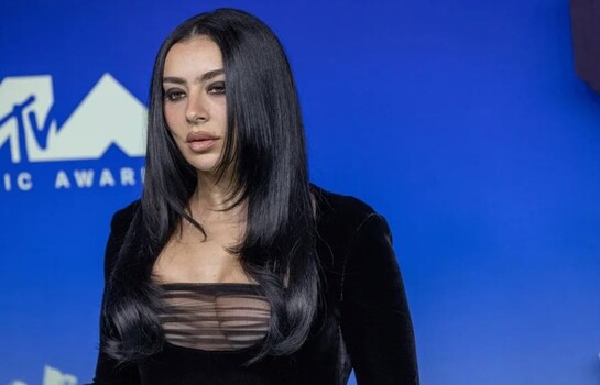 Charli XCX aparecer&aacute; en la nueva pel&iacute;cula de Scorsese con DiCaprio y Jennifer Lawrence
