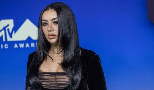 Charli XCX aparecer&aacute; en la nueva pel&iacute;cula de Scorsese con DiCaprio y Jennifer Lawrence