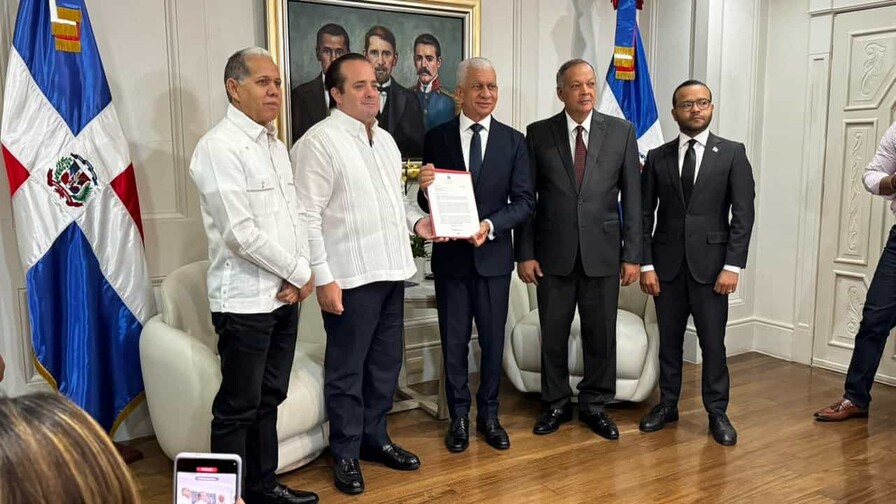 El Gobierno propone prohibir construcci&oacute;n de residenciales sin agua ni drenaje