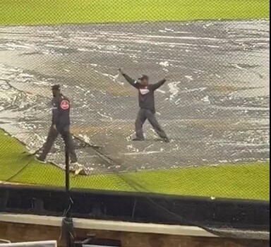 Las lluvias provocan segunda posposici&oacute;n del partido entre Estrellas y &Aacute;guilas