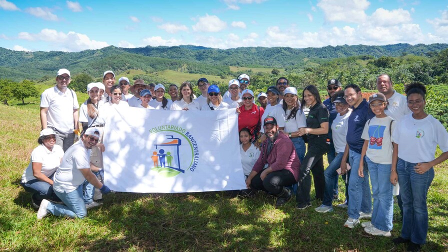 El Voluntariado del Banco Central realiza su XXII jornada de reforestación El Voluntariado del Banco Central realiza su XXII jornada de reforestación