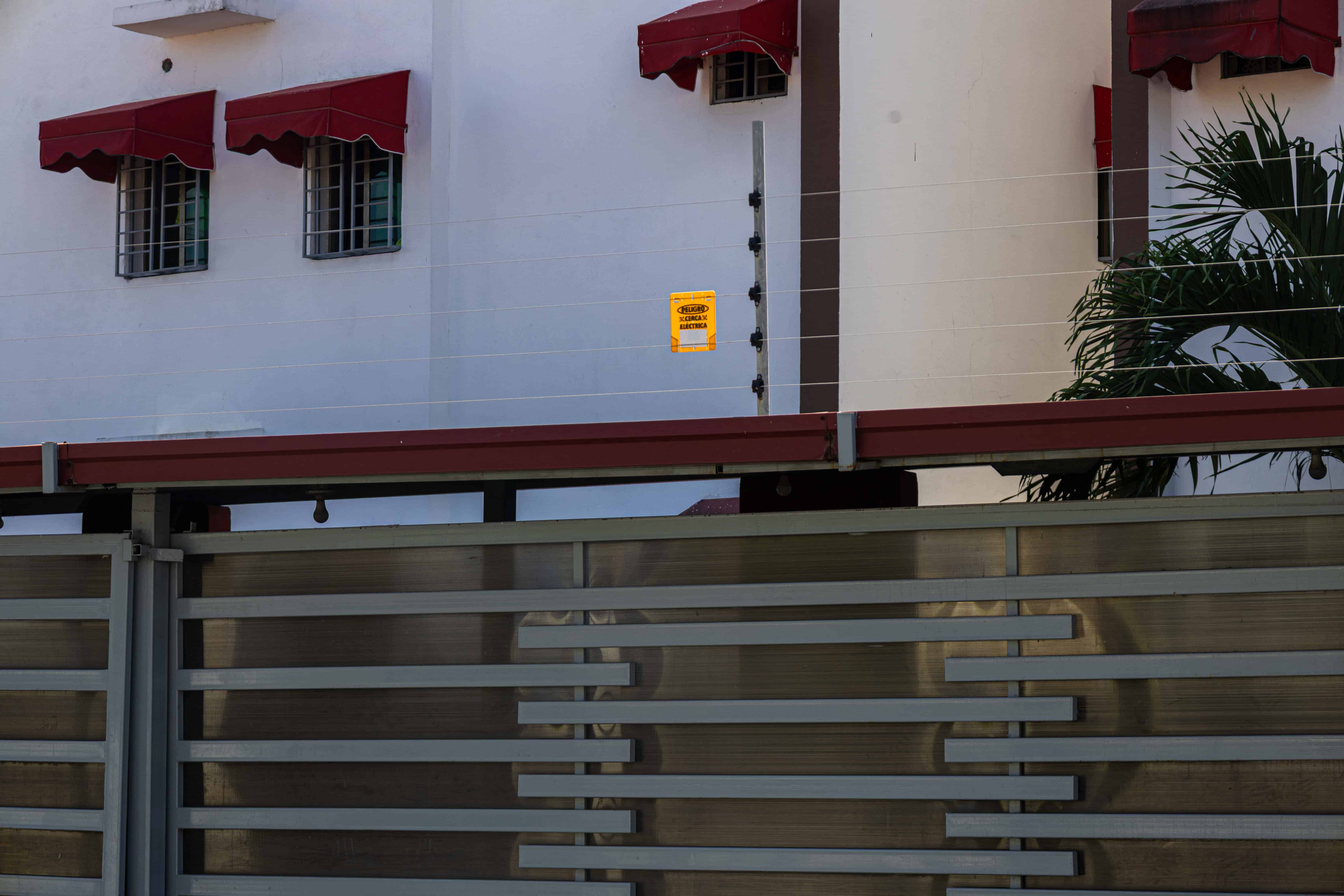 Cercos electricosen zonas de apartamento buscar ser un resguardo de seguridad