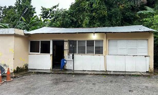 Hospital de Para&iacute;so lleva casi tres a&ntilde;os funcionando en una casa deteriorada