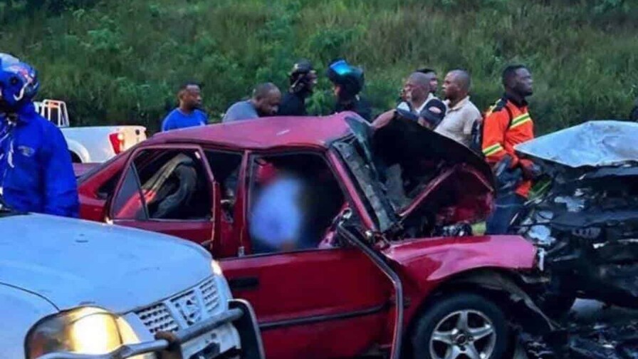 Al menos cinco muertos en accidente en la Circunvalación de Santo Domingo Al menos cinco muertos en accidente en la Circunvalación de Santo Domingo