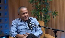 H&eacute;ctor Acosta: "Ser&iacute;a un poquito dif&iacute;cil vencer a Omar Fern&aacute;ndez en el 2028"