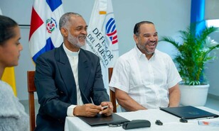 Hig&uuml;ey: la ciudad que sostiene el turismo