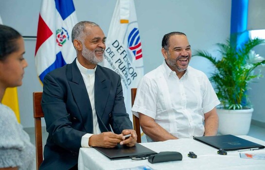 Hig&uuml;ey: la ciudad que sostiene el turismo