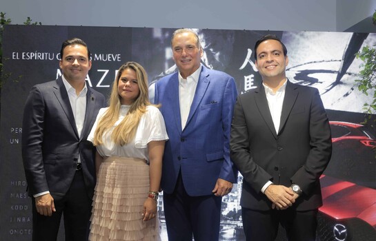 Mazda y Grupo Viamar inauguran Auto Gallery y presentan la CX-5 2027