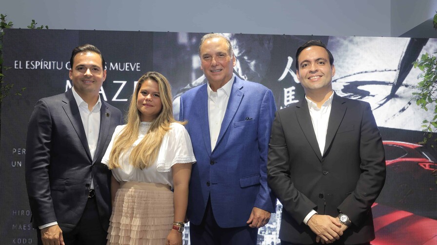 Mazda y Grupo Viamar inauguran Auto Gallery y presentan la CX-5 2027 Mazda y Grupo Viamar inauguran Auto Gallery y presentan la CX-5 2027