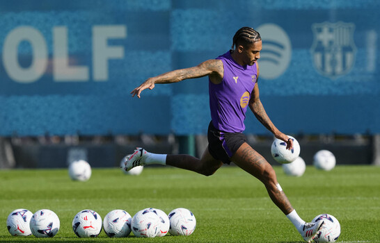 Raphinha vs Mbapp&eacute;, duelo de goleadores en el Cl&aacute;sico