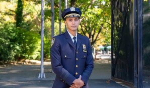 Aneudy Castillo, hijo de padres dominicanos, dirige una divisi&oacute;n policial de El Bronx