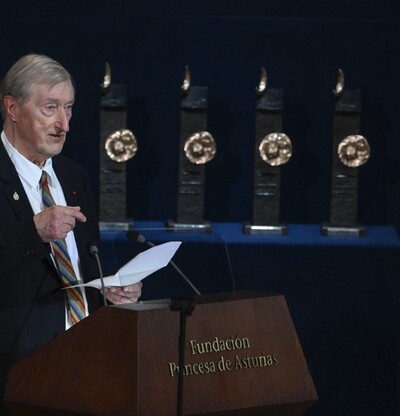 Julian Barnes recibe el premio Asturias y habla sobre la evoluci&oacute;n del arte
