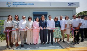 Raquel Pe&ntilde;a inaugura Unidad de Neurodesarrollo Infantil en Santiago