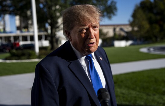 Un juez rechaza el intento de Trump de apartar 20,000 votos por correo en California