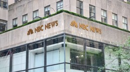 Presentan nueva demanda contra la Casa Blanca por sus vetos a medios de comunicaci&oacute;n