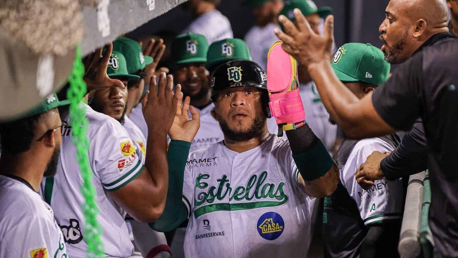 Estrellas fabrican cinco en el primero para impulsar una victoria 8-3 sobre el Licey Estrellas fabrican cinco en el primero para impulsar una victoria 8-3 sobre el Licey