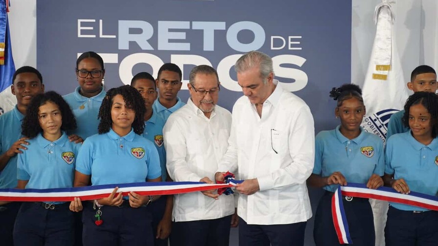 Gobierno inaugura techado en politécnico de Sabana Perdida con inversión de RD$38.5 millones Gobierno inaugura techado en politécnico de Sabana Perdida con inversión de RD$38.5 millones