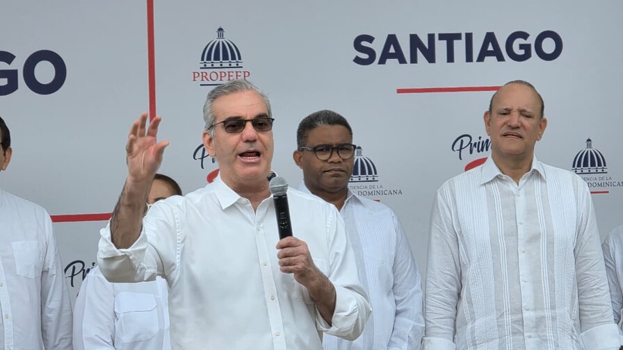 Abinader afirma que los problemas de las familias también son del Gobierno Abinader afirma que los problemas de las familias también son del Gobierno