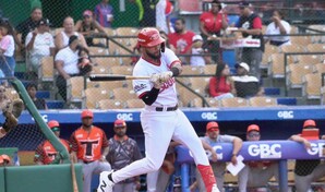 Video | Jonathan Guzm&aacute;n se viste de h&eacute;roe y los Leones vencen a los Toros