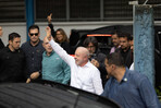 Lula dice al votar que el pueblo salió a la calle a defender sus conquistas Lula dice al votar que el pueblo salió a la calle a defender sus conquistas