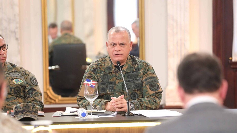 Así operan las bandas en Haití, según el ministro de Defensa, Carlos Fernández Onofre Así operan las bandas en Haití, según el ministro de Defensa, Carlos Fernández Onofre