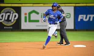El hueco para Jes&uacute;s Mad&eacute; est&aacute; en la tercera base de Milwaukee