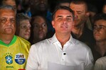 Flávio Bolsonaro: Es imposible reconocer el resultado de las elecciones en esas condiciones Flávio Bolsonaro: Es imposible reconocer el resultado de las elecciones en esas condiciones