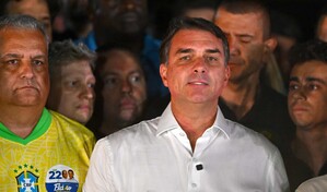 Fl&aacute;vio Bolsonaro: Es imposible reconocer el resultado de las elecciones en esas condiciones